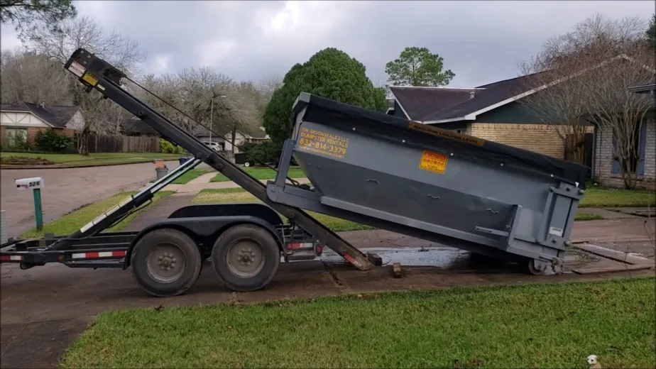 Roll-off dumpster rental in Metairie, LA for home cleanout